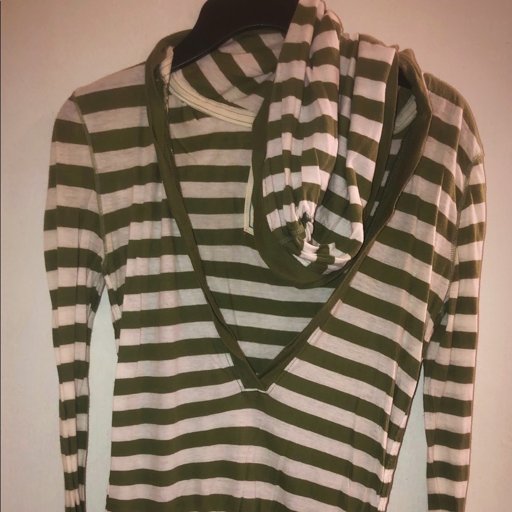 Green & Cream American Eagle Henley